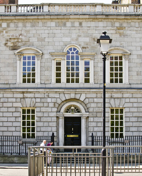 2013 年 5 月 25 日ダブリン、アイルランドのダブリン、アイルランド - 5 月 25 日: ニューマンの家  - 写真・画像
