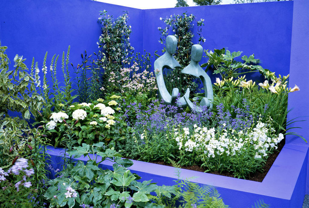 Κήπος μοντέρνο design για ένα αστικό κήπο - Φωτογραφία, εικόνα