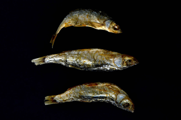 Peixe seco Alburnus belvica, famoso tzironka de Prespa, Macedônia
 - Foto, Imagem
