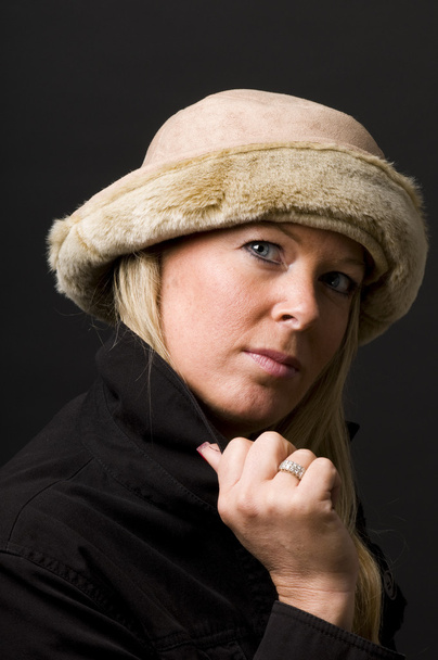 сексуальна блондинка з модним капелюхом
 - Фото, зображення