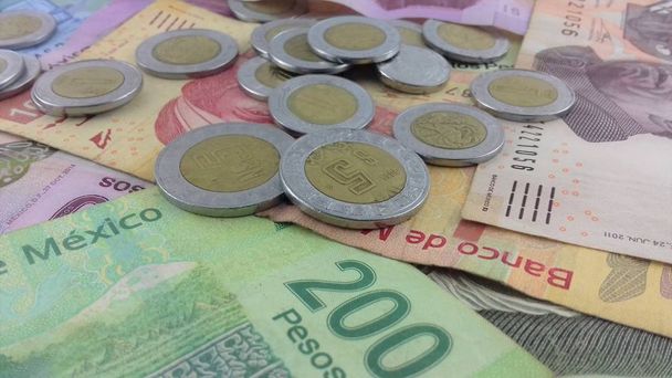Bankbiljetten en munten van mexico - Foto, afbeelding