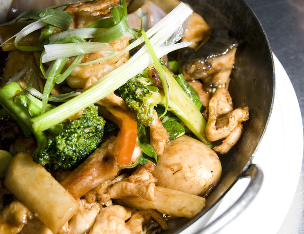 gamberetti pollo padella asiatico tailandese cibo
 - Foto, immagini