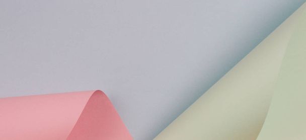 Abstrakti geometrinen muoto pastelli vaaleanpunainen, vihreä, sininen väri paperi koostumus
 - Valokuva, kuva