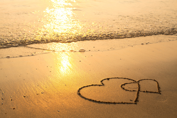 Сердца на песке
 - Фото, изображение
