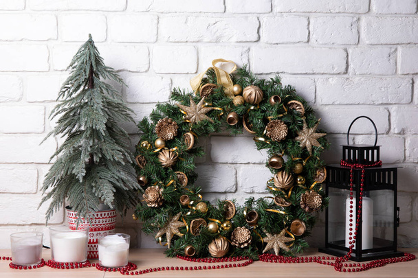 Christmas wreath with decorations,Christmas wreath and ribbon. Merry Christmas - Foto, imagen