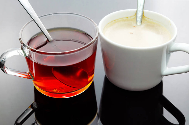  Warme koffie en thee - Foto, afbeelding