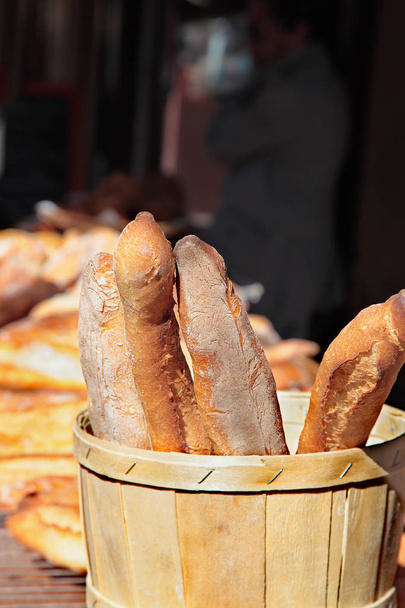 Stokbrood op markt in Frankrijk - Foto, afbeelding