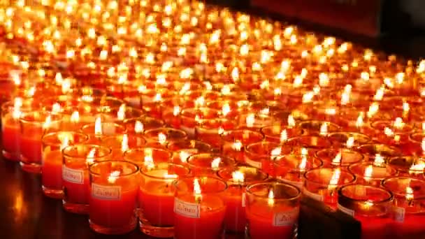 4K Fiamma sulla candela nella religione di culto cinese
 - Filmati, video