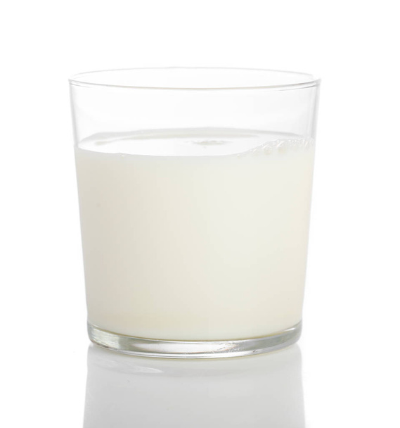 full glass of milk on a white background - Foto, Imagem