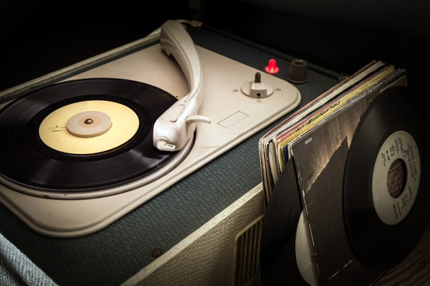 Antiguo reproductor de discos vintage - Foto, imagen