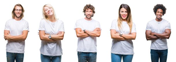 Collage einer Gruppe von Menschen in lässigem weißem T-Shirt vor isoliertem Hintergrund, die mit verschränkten Armen in die Kamera lächeln. positive Person. - Foto, Bild