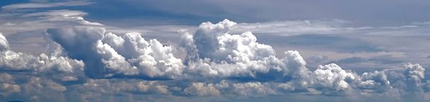 Fehér felhők természet ég háttérégbolt felhős - Fotó, kép