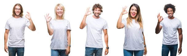 Коллаж группы людей, одетых в повседневную белую футболку на изолированном фоне улыбаясь позитивно делает хорошо знак с рукой и пальцами. Успешное выражение
. - Фото, изображение