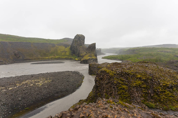 Landschap van IJsland. Jokulsargljufur Nationaal Park op een regende dag, IJsland - Foto, afbeelding