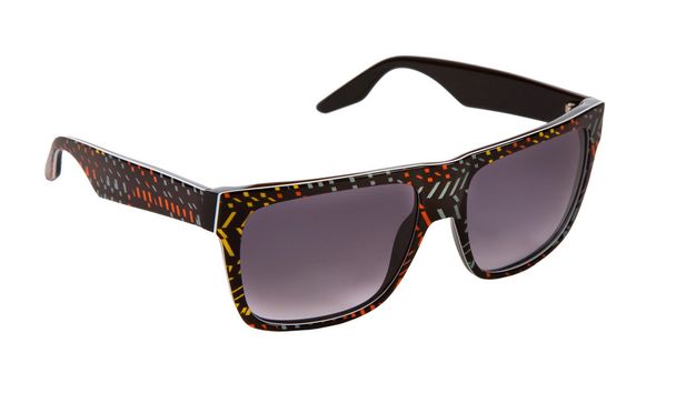 schwarz umrandete Sonnenbrille mit bunten Konfetti-Stücken - Foto, Bild