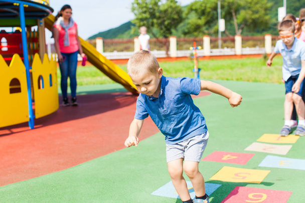 Sports games for children outdoors in the summer - Fotografie, Obrázek