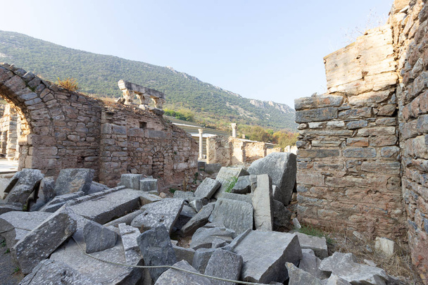 Общественные места Библиотека Эфеса мирового наследия в историческом городе Турции
. - Фото, изображение