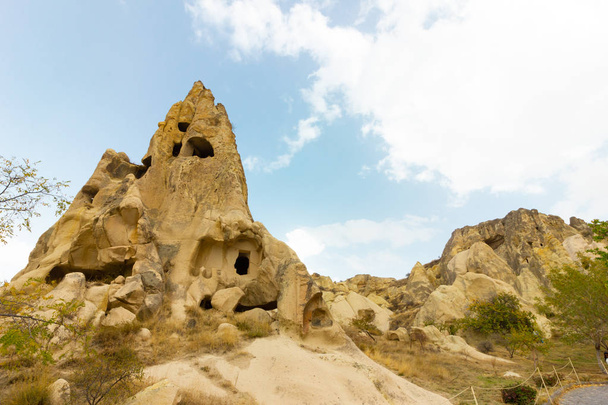 Miejsca publiczne formacje skalne Kapadocja Turcja Göreme open air museum - Zdjęcie, obraz