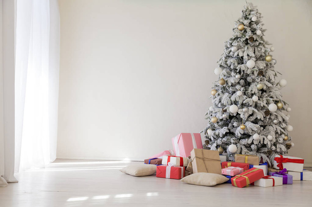 Φώτα γιρλάντα νέο έτος διακόσμηση λευκό οίκο διακοπές δέντρο δώρα Χριστουγέννων - Φωτογραφία, εικόνα