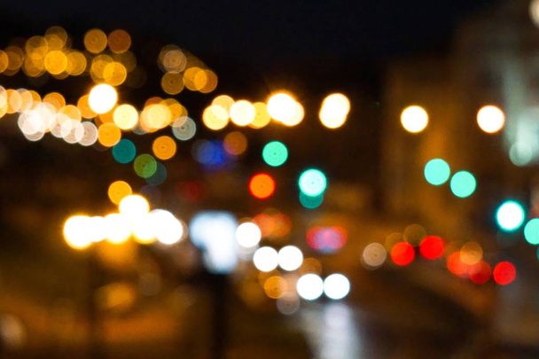 рождественские огни в ночь на улице в городе
 - Фото, изображение