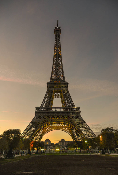 Paris, France - Oct 1, 2018. Eiffel Tower at twilight. Eluminate Eiffel Tower is the most popular travel place in the world. - Fotó, kép