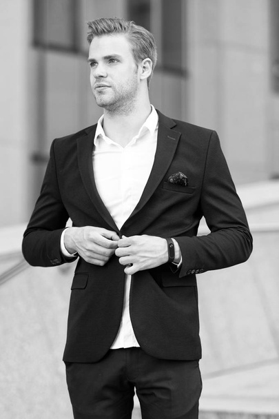 lawyer or businessman. businessman fashion and beauty. handsome lawyer in formal suit. lawyer or businessman in fashion jacket. male office ear for lawyer or businessman. expert advice. - Foto, Imagem