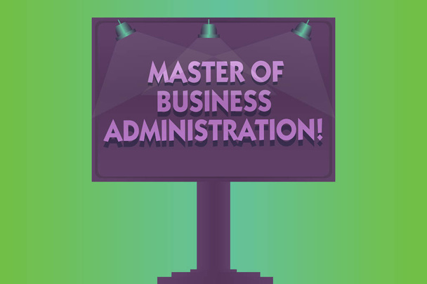 Γραφή κειμένου Master Of Business Administration του Word. Επιχειρηματική ιδέα για Post μεταπτυχιακή εκπαίδευση οικονομικά κενό λάμπα άναψε χρώμα σήμανση εξωτερική διαφημίσεις φωτογραφία τοποθετείται στο ένα πόδι. - Φωτογραφία, εικόνα