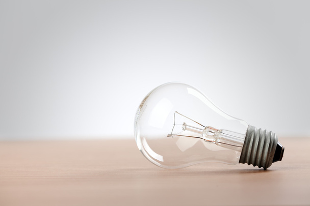 Light bulb - Foto, imagen