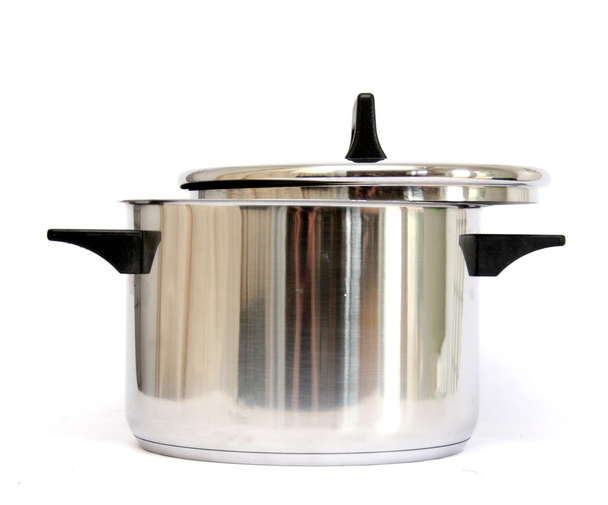 Pot de cuisson en argent chromé ou casserole
 - Photo, image