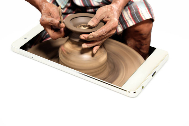 Мистецтво та ремесла з глини на мобільному телефоні
 - Фото, зображення