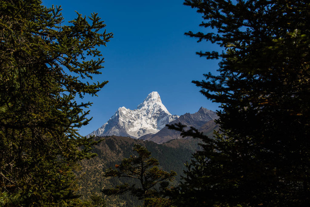 Похід в Непал Гімалаї - Фото, зображення