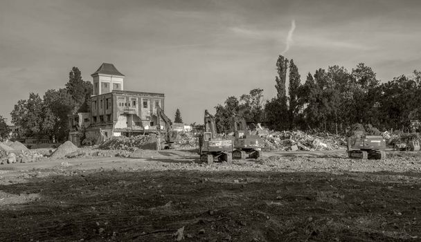 Budapest Hungary May. 12 2018: Demolition at an old factory's chimney with heavy machineries. - Valokuva, kuva