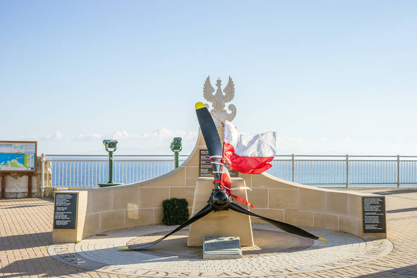 General Wladyslaw Sikorski Denkmal auf dem europäischen Punkt in Gibraltar, britisches Überseegebiet - Foto, Bild