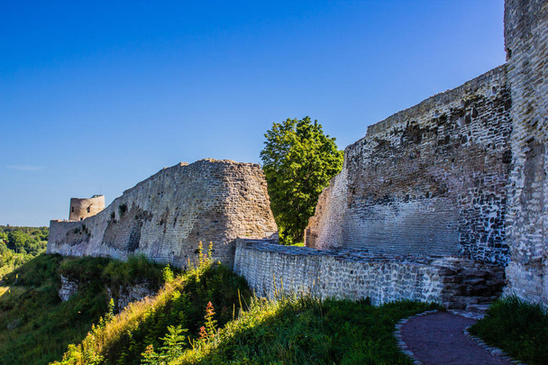 Pevnosti Izborsk ve dne - Fotografie, Obrázek