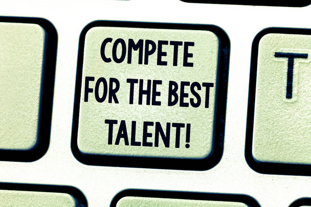 Znak tekstowy Wyświetlono konkurować dla najlepszych talentów. Koncepcyjne zdjęcie konkurencji, aby ustalić, kto jest bardziej utalentowany klawisz na klawiaturze zamiar utworzyć wiadomość komputer naciskając klawisz klawiatury, pomysł. - Zdjęcie, obraz