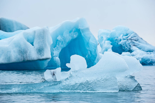 Ledovce v Jokulsarlonském jezeře poblíž ledovce Vatnajokull, Island - Fotografie, Obrázek