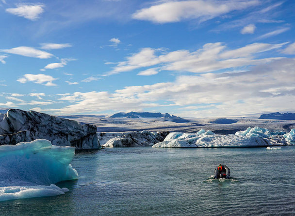 La famosa Laguna Glaciar de Islandia en verano
 - Foto, Imagen