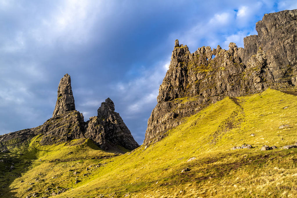The Old Man Of Storr on the Isle of Skye during sunrise - Zdjęcie, obraz