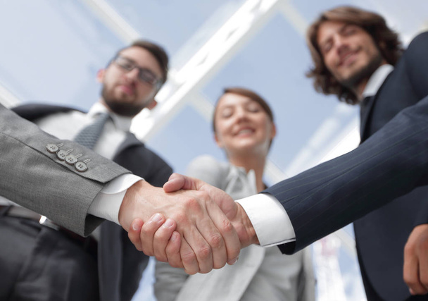 business handshake.the έννοια της εταιρικής σχέσης - Φωτογραφία, εικόνα