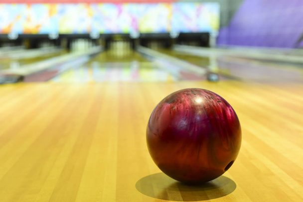 Close up view of bowling ball - Zdjęcie, obraz