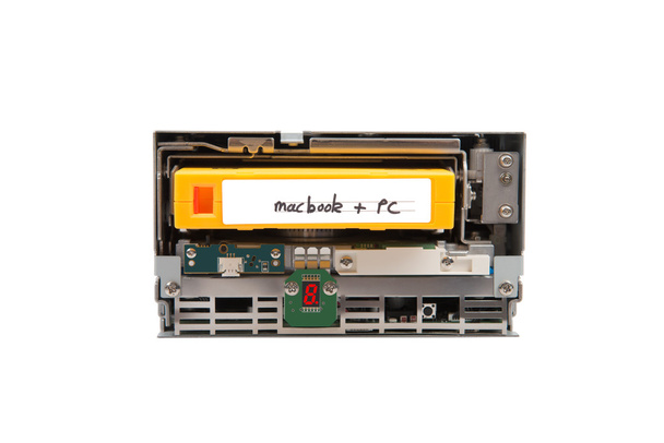 žlutá cartridge do mechaniky lto - Fotografie, Obrázek