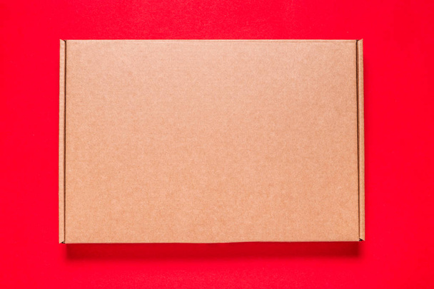 Boş yeni kahverengi karton kutu - Fotoğraf, Görsel