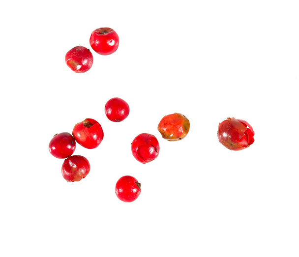 red peppercorns isolated on white background - Φωτογραφία, εικόνα