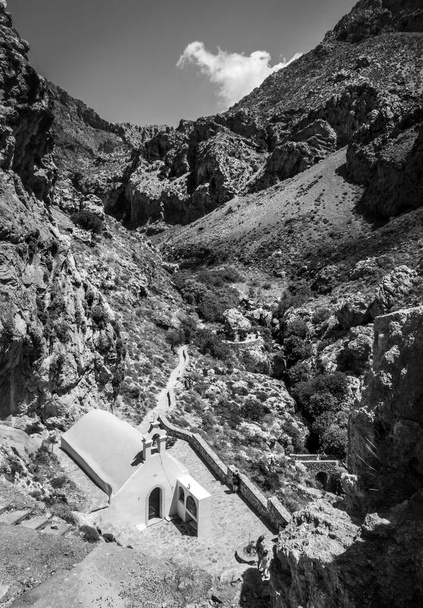 Kościół w dół wzgórza, Kreta, Grecja - Zdjęcie, obraz