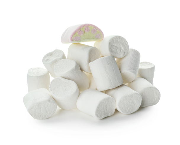 Marshmallows saborosos no fundo branco - Foto, Imagem