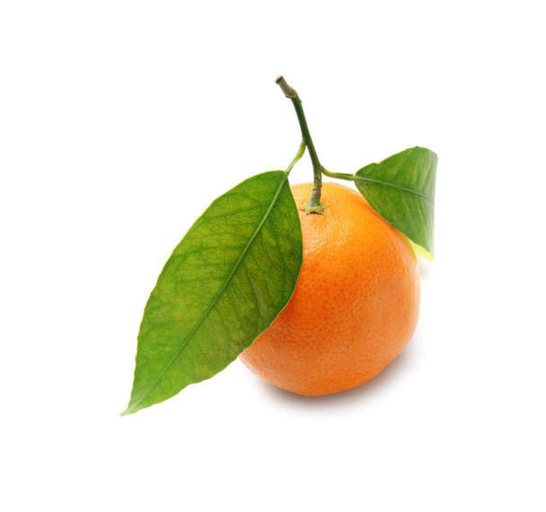 Tasty juicy tangerine on white background - Foto, imagen