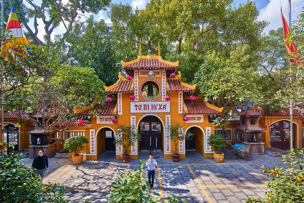 Ha Noi, Vietnam-28 November 2014:Traditional pagoda in Ha Noi,Vietnam - Zdjęcie, obraz