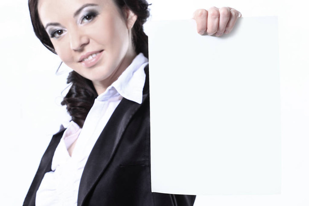 Happy Smiling Young Business Woman Holding Blank Placard. Isolated On White - Fotoğraf, Görsel