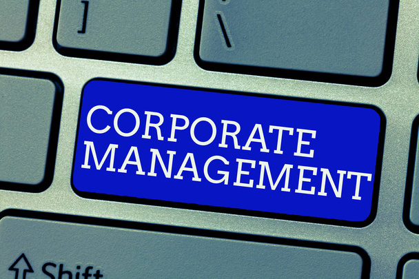 Escritura manual conceptual que muestra la gestión corporativa. Foto de negocios mostrando todos los Niveles de Personal Gerencial y Excutivos
 - Foto, imagen