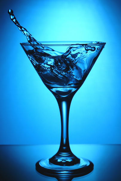 Glass of martini with splash - Fotó, kép